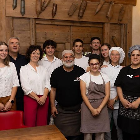 Hotel & Restaurant Le Charaban Aosta Ngoại thất bức ảnh