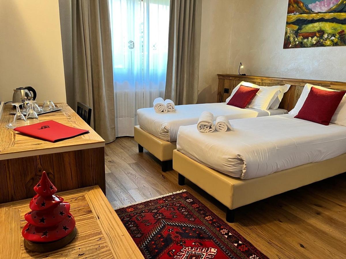 Hotel & Restaurant Le Charaban Aosta Ngoại thất bức ảnh
